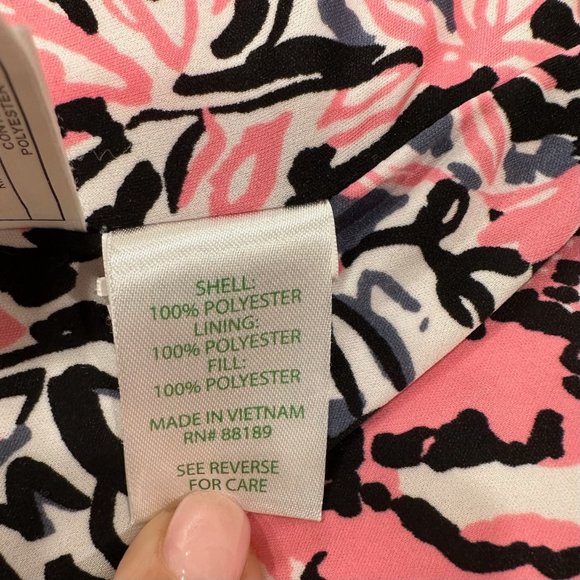 Lilly Pulitzer Elyn Pink Puffer Vest with 60th Anniversary Panda Print Size: M - Picture 7 of 9